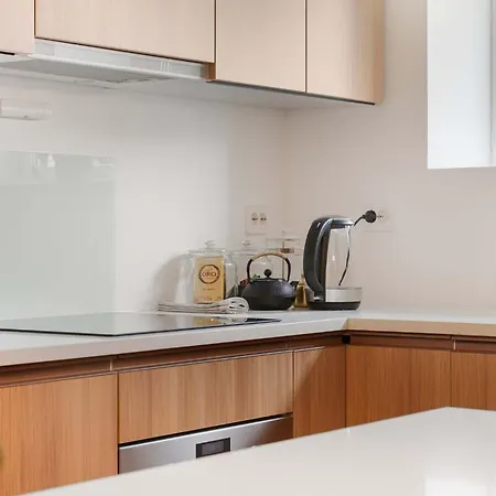 Japanese-inspired Hideaway In Calm, Cozy, And One Of A Kind *