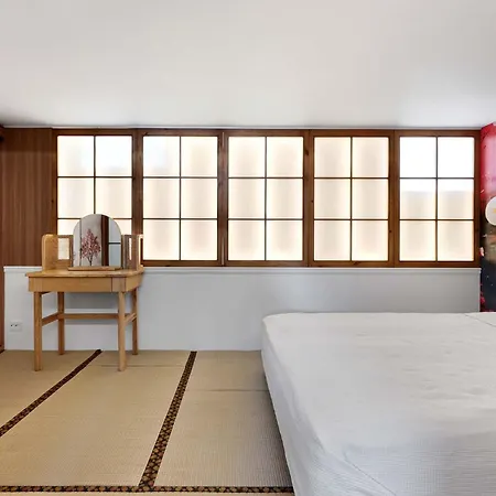 Japanese-inspired Hideaway In Calm, Cozy, And One Of A Kind * סטוונגר