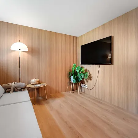 Japanese-inspired Hideaway In Calm, Cozy, And One Of A Kind 스타방에르